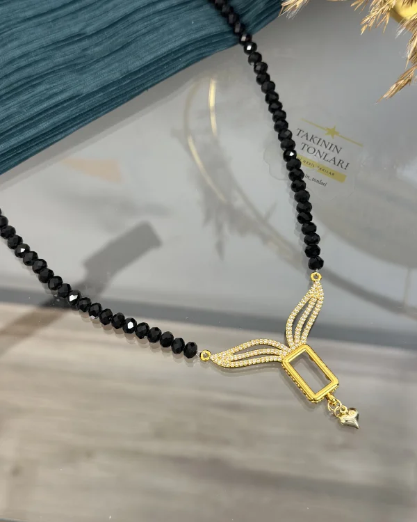 Gram Altınlık Tasarım Siyah Kristal Kolye (60 cm)