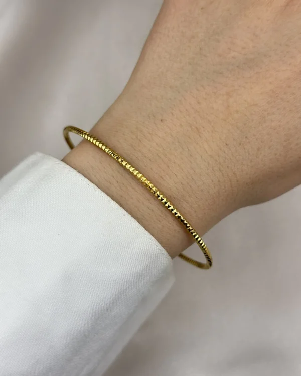 Tırtıklı Parlak Ajda Bilezik (6.7 cm )