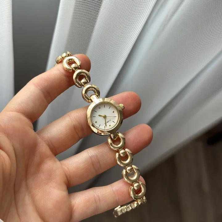 Halka Zincir Model Yuvarlak Saat