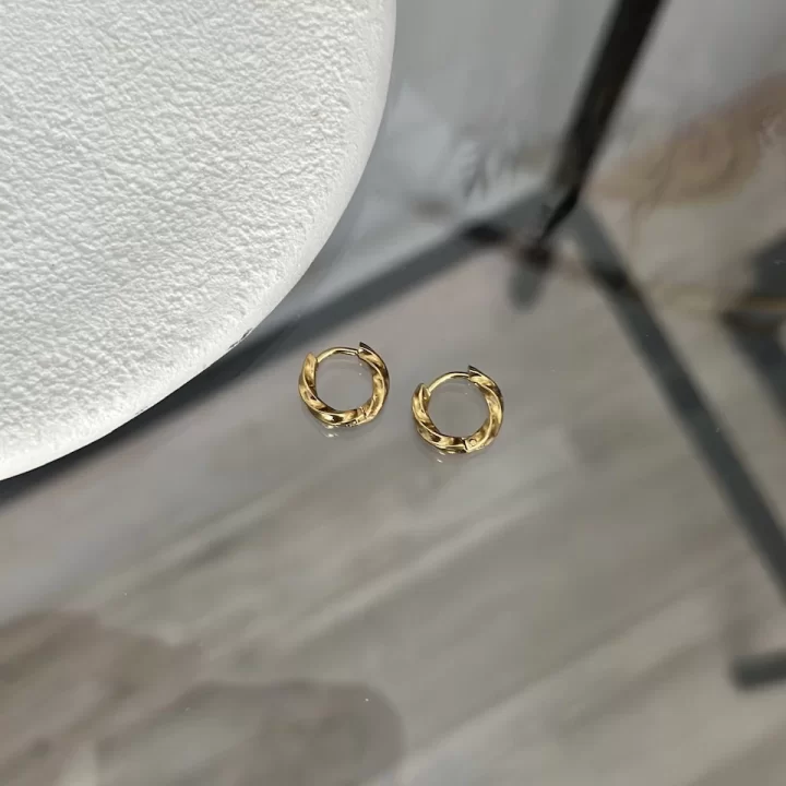 Çocuk Minimal Burgu Halka Küpe