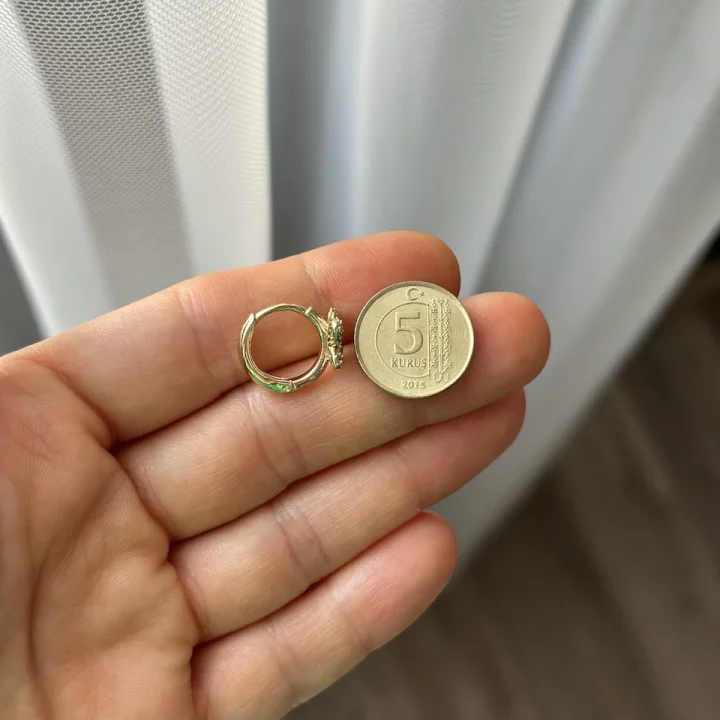 Çocuk Minimal Taşlı Kelebekli XP Halka Küpe