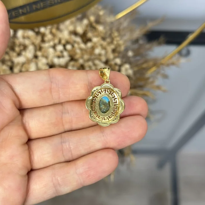 22 Ayar Firuze Taşlı İşli Kolye Ucu