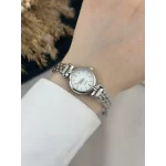 Gümüş Yuvarlak Kasa Retro Saat (Beyaz)