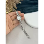 Gümüş Yuvarlak Kasa Retro Saat (Beyaz)