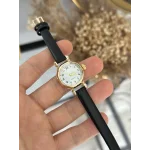 Siyah Deri Kordon Zarif Yuvarlak Saat