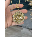 22 Ayar Çiçekli Tugra Kolye ve Celik Küpe Kombini