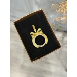 Yarım Altınlık Çerçeveli Fiyonk Kolye Ucu