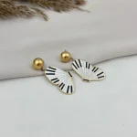 Tasarım Topçuklu Kanat Sallantılı Küpe