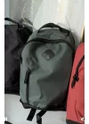 Haki Yeşil Orta Boy Sırt Çantası