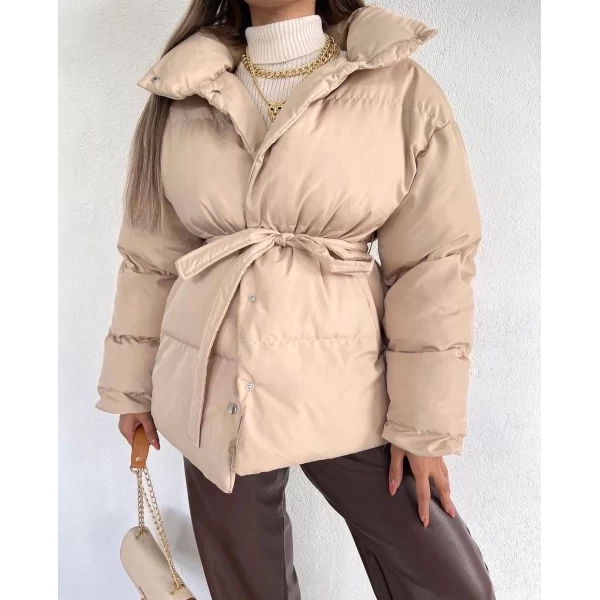 Beli Bağçıklı Çıtçıtlı Şişme Mont