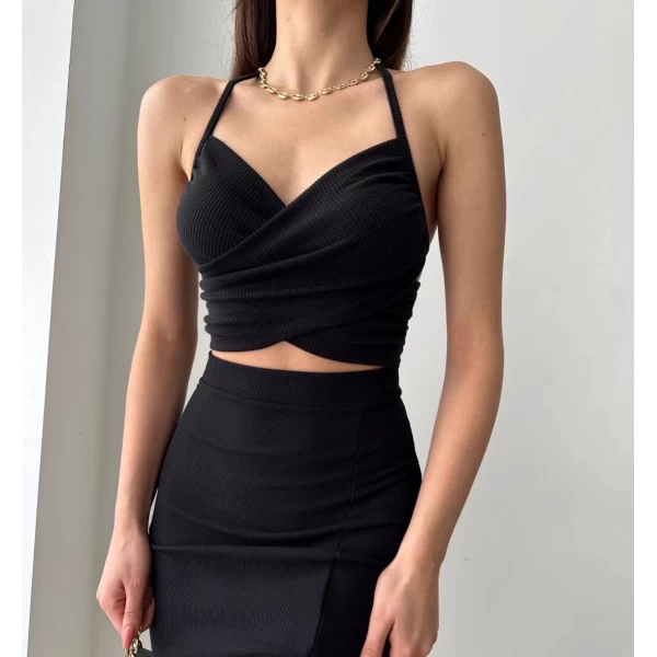 Sırt Dekolte Crop