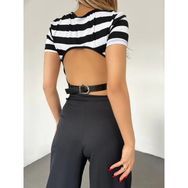 Sırt Dekolte Kemer Detaylı Crop