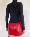Dik Yaka Pileli Crop