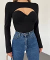 Göğüs Gloplu Crop