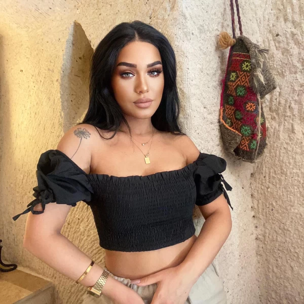 Kol bağcıklı gipeli crop