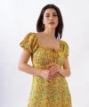 Sarı Çiçek Desen Yaka Bağcıklı Elbise