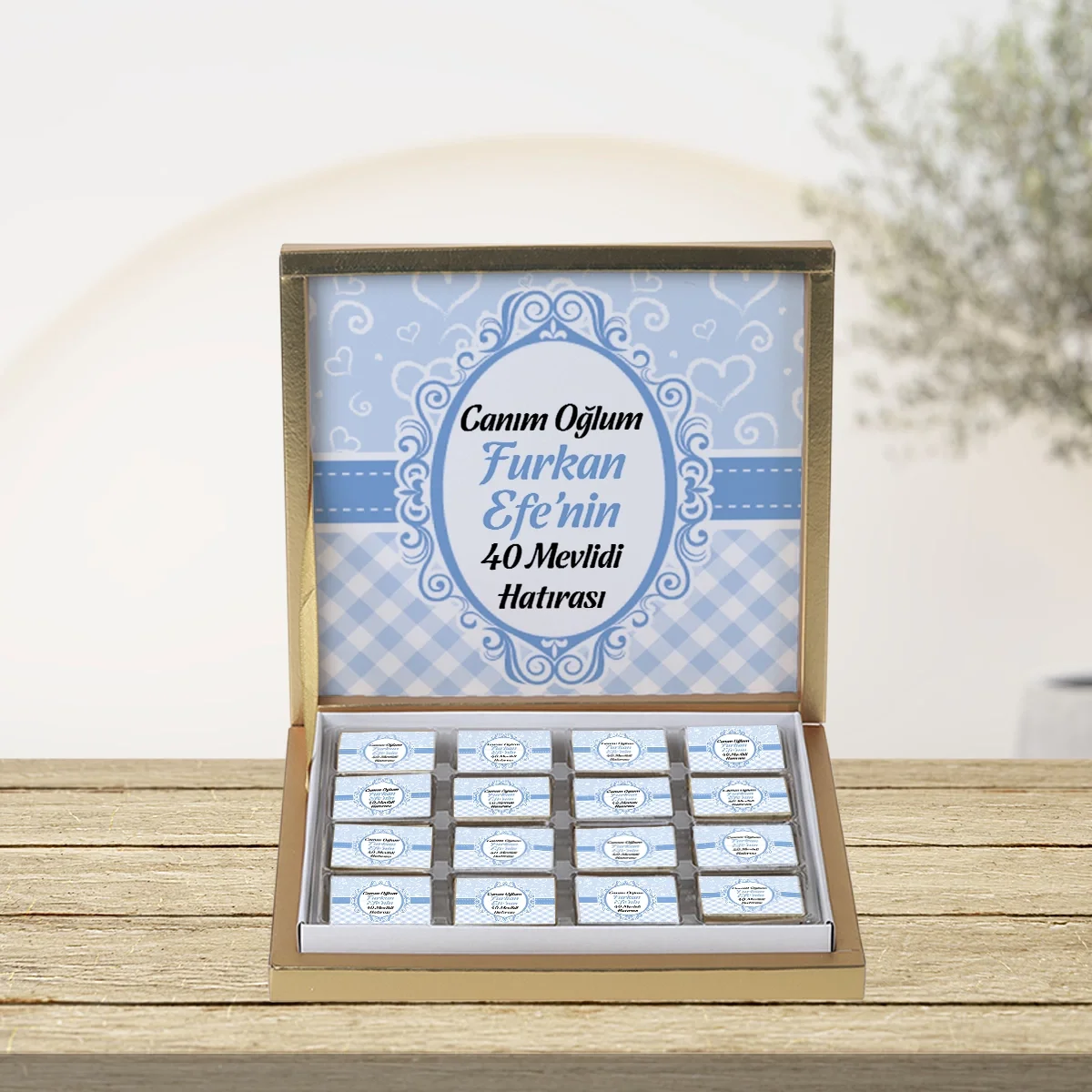 Kalp Model Mavi Konsept Gold Kutuda 48 Adet Madlen Çikolata