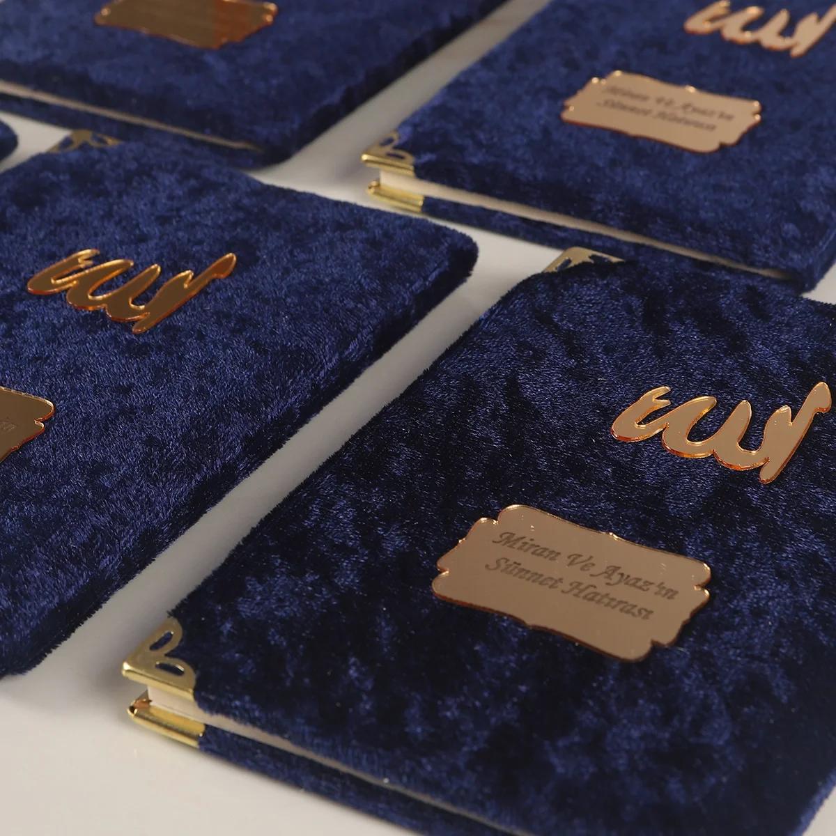 Tül Kese İçerisinde İnci Tesbihli Lacivert Renkli Kadife Yasin Kitabı Seti - Mevlüt Hediyelikleri