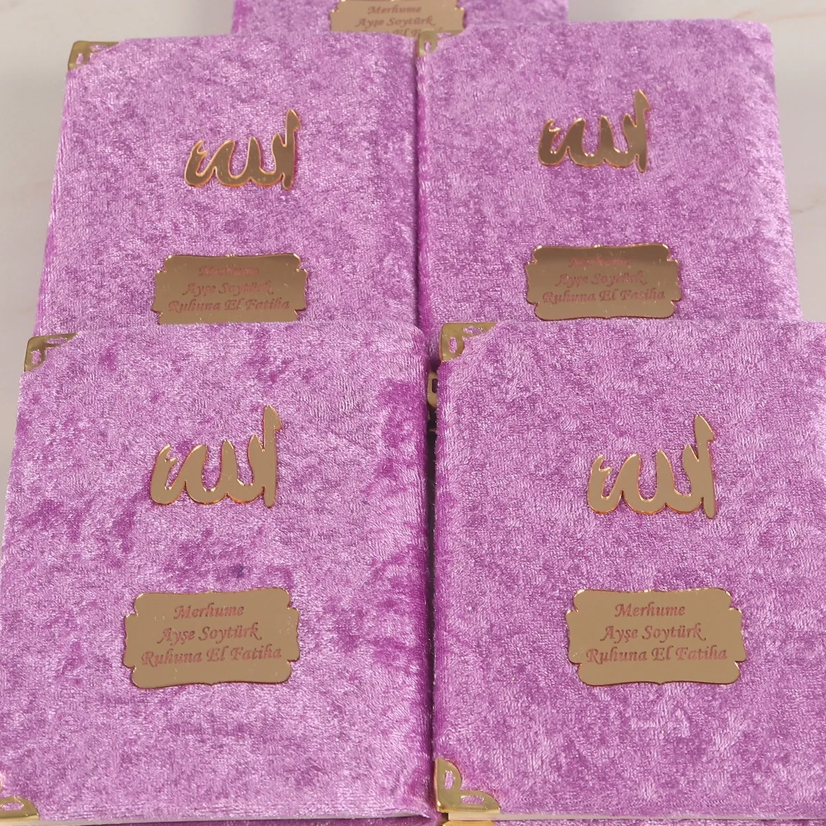 Tül Kese İçerisinde İnci Tesbihli Lila Renkli Kadife Yasin Kitabı Seti - Mevlüt Hediyelikleri