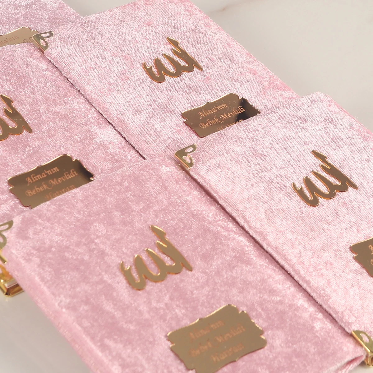 İsme Özel Pembe Renkli Kadife Yasin Kitabı - Mevlüt Hediyelikleri