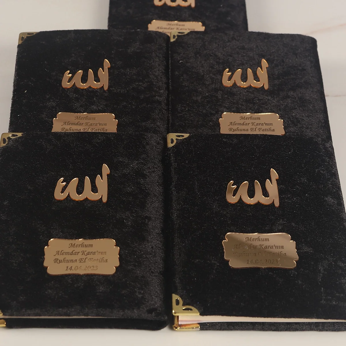 İsme Özel Siyah Renkli Kadife Yasin Kitabı - Mevlüt Hediyelikleri