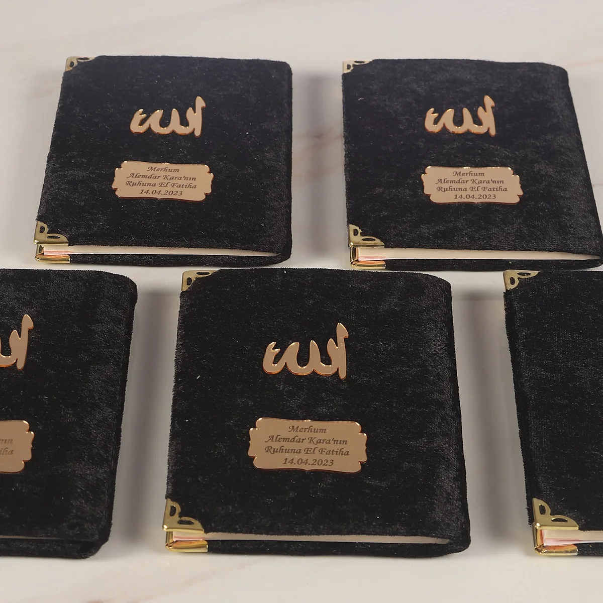 İsme Özel Siyah Renkli Kadife Yasin Kitabı - Mevlüt Hediyelikleri