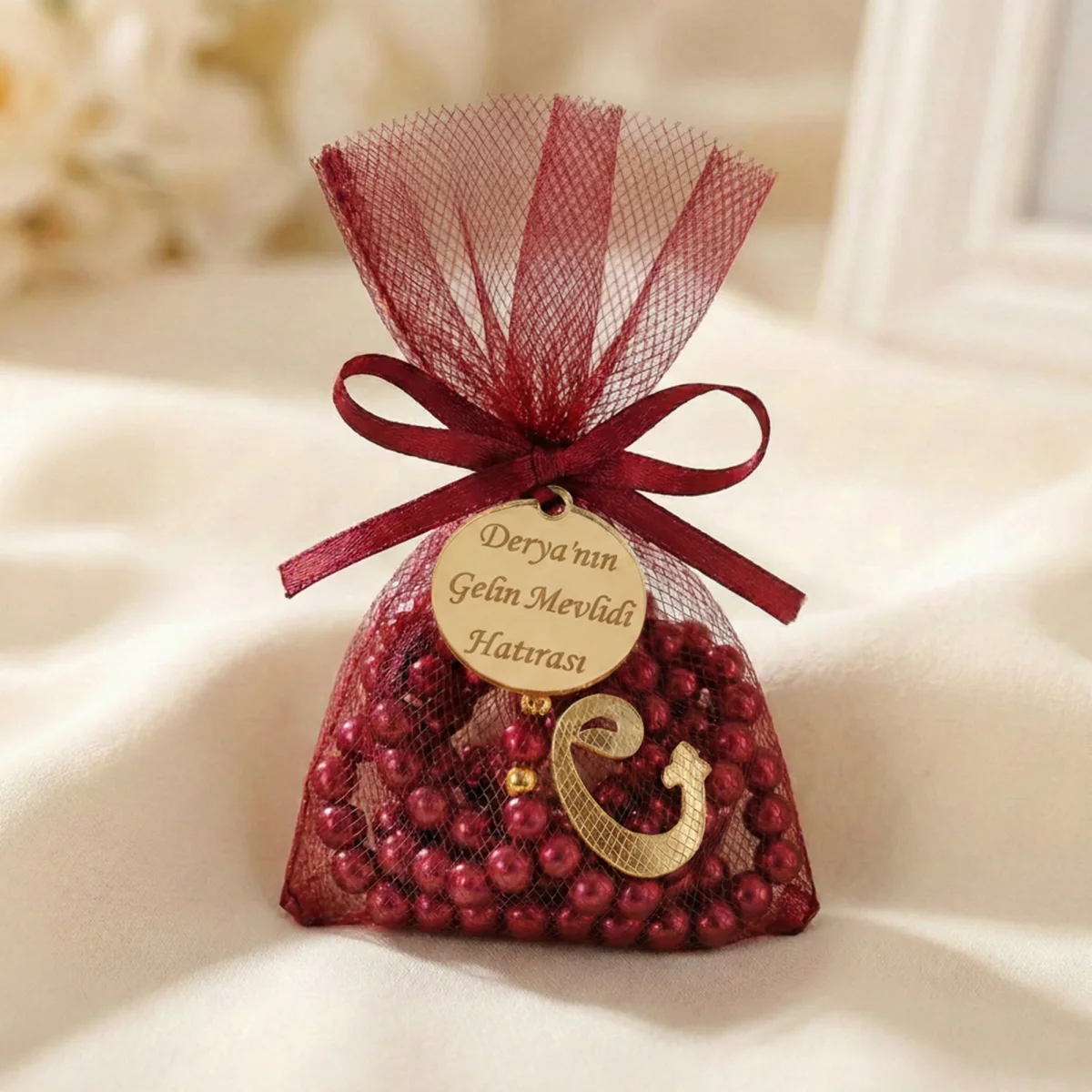 İsme Özel Bordo Renkli Tül Kese İçerisinde İnci Tesbih - Mevlüt Hediyelikleri