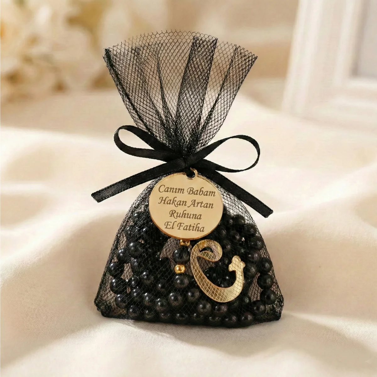 İsme Özel Siyah Renkli Tül Kese İçerisinde İnci Tesbih - Mevlüt Hediyelikleri