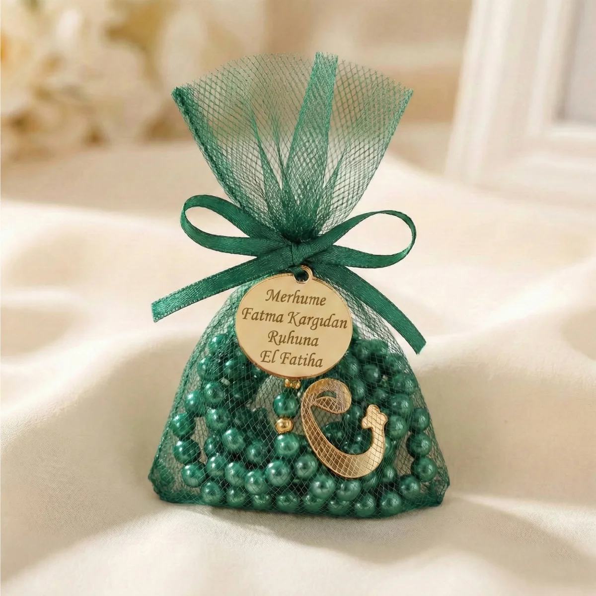 İsme Özel Zümrüt Renkli Tül Kese İçerisinde İnci Tesbih - Mevlüt Hediyelikleri