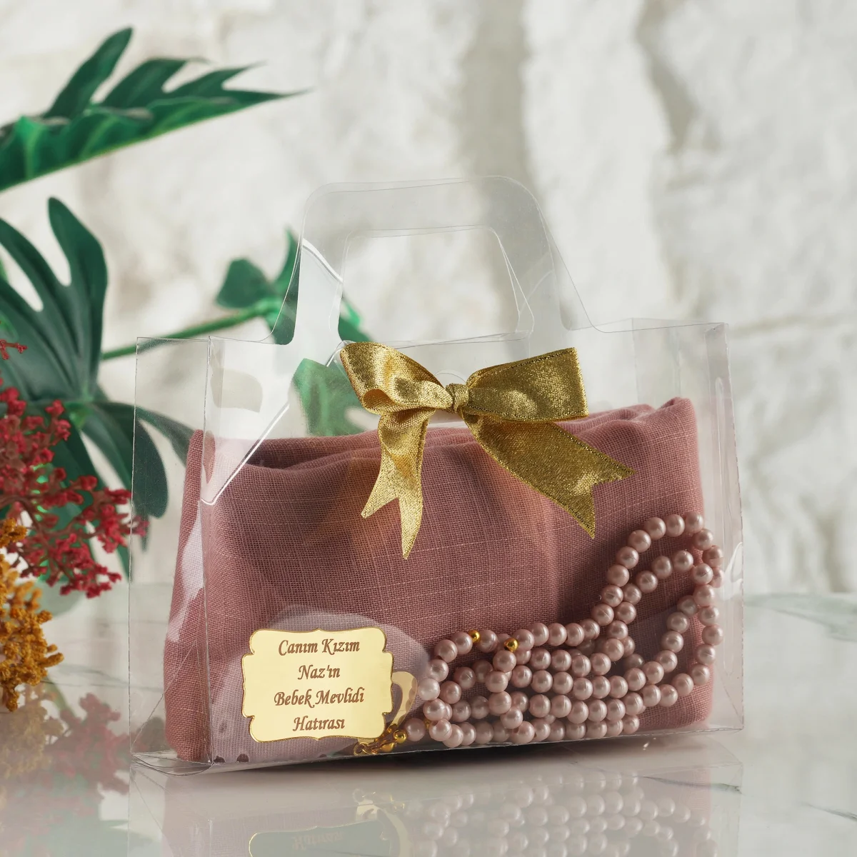 Asetat Çanta İçerisinde İsme Özel, Pembe Renkli Eşarp, Tesbih Seti