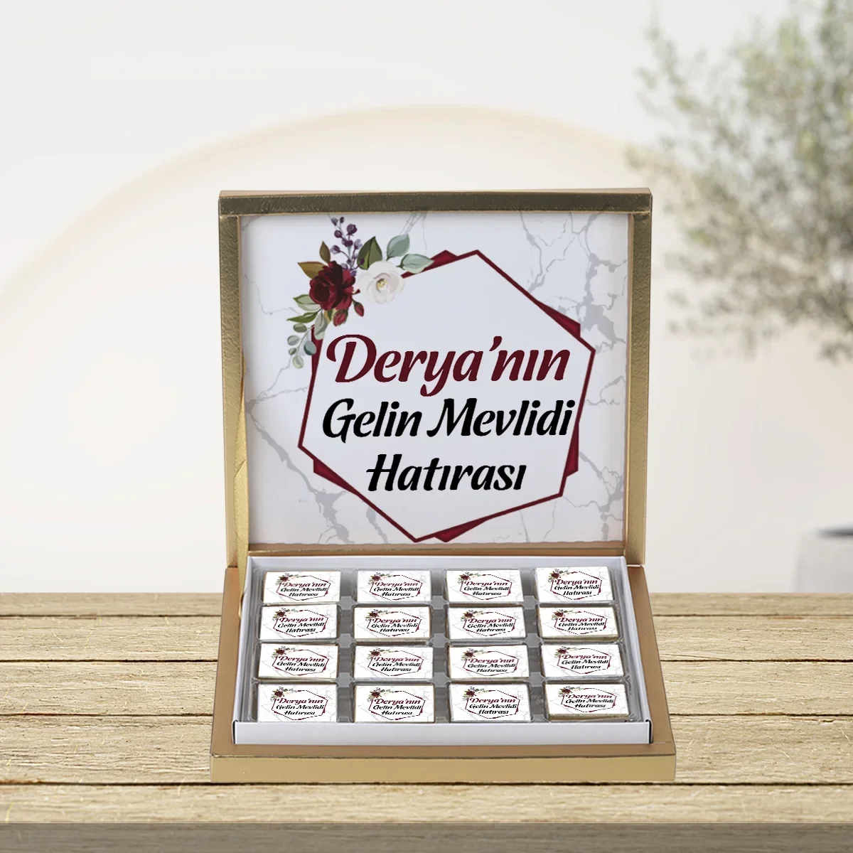 Altıgen Model Kırmızı Konsept Gold Kutuda 48 Adet Madlen Çikolata