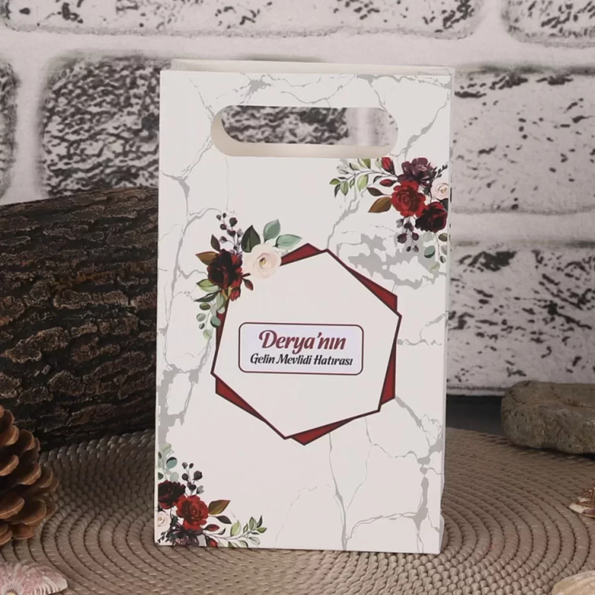 Altıgen Model Kırmızı Renkli Mevlüt İçin Karton Çanta