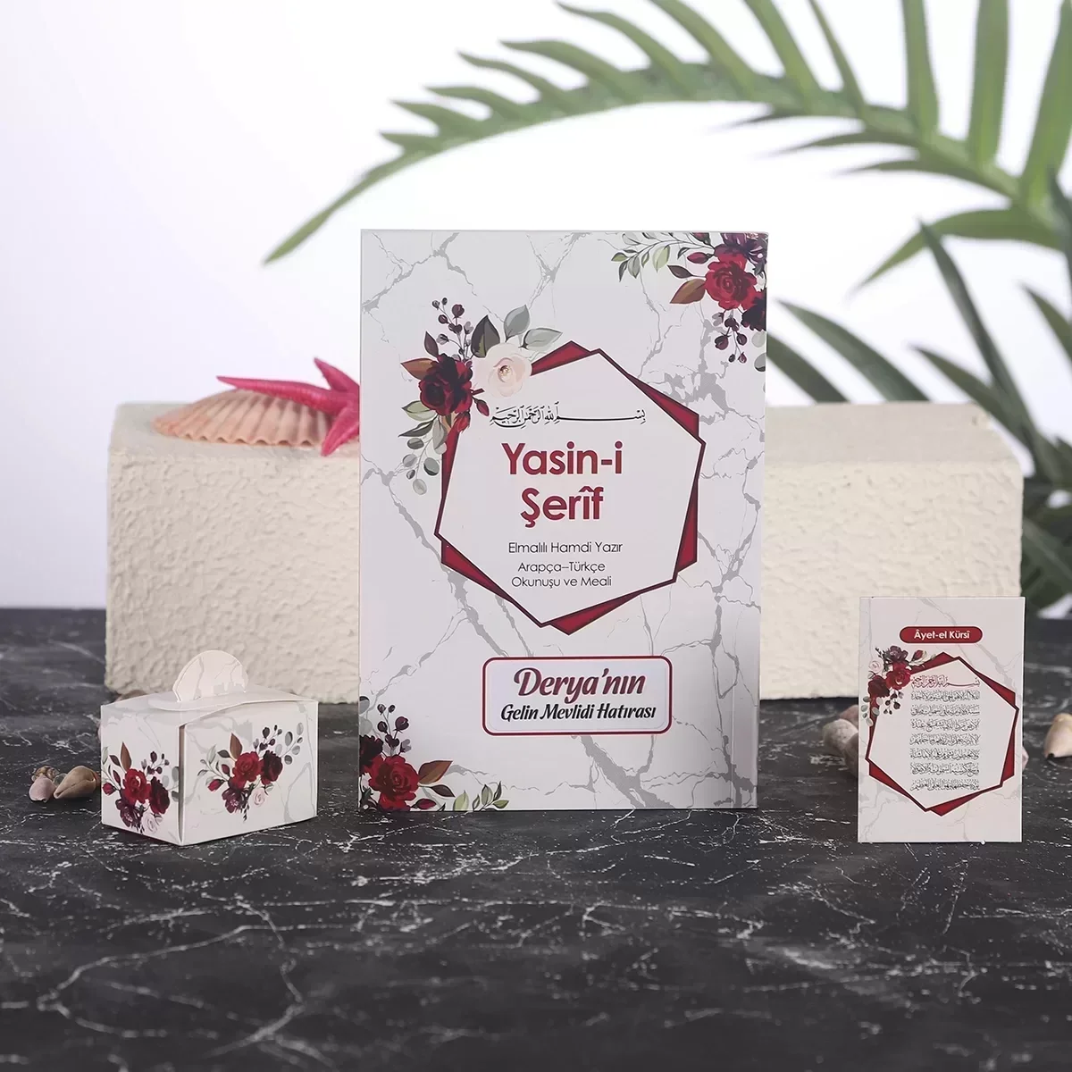 Altıgen Model Kırmızı Renkli Yasin Kitabı, Lokum Kutusu ve Magnet - Mevlüt Hediyelikleri