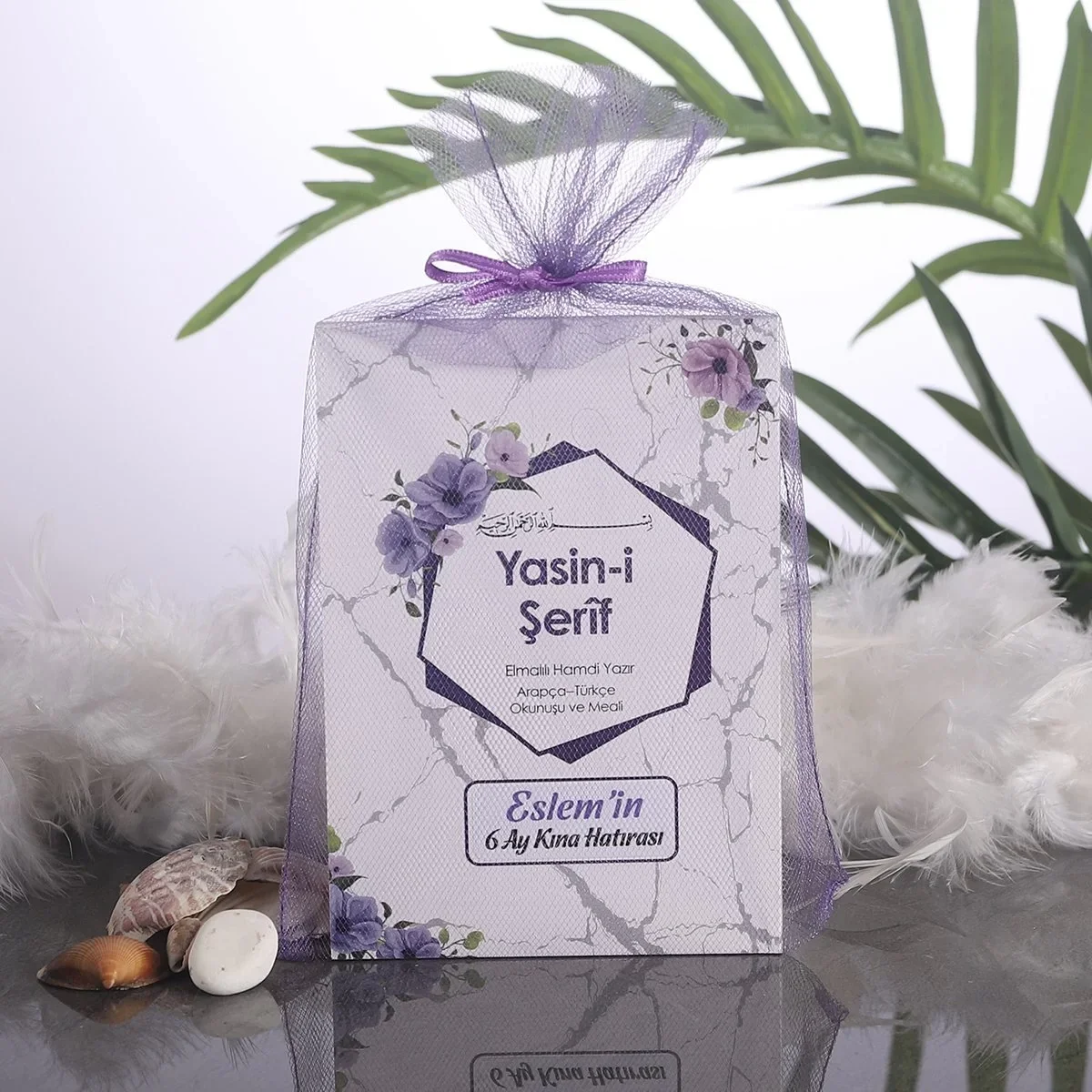 Altıgen Model Mor Renkli Tül Kese İçerisinde Yasin Kitabı - Mevlüt Hediyelikleri