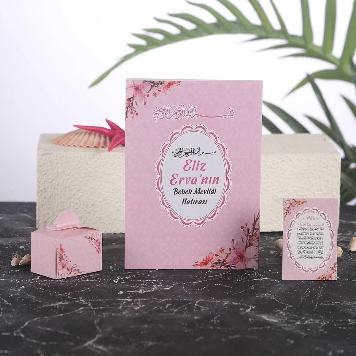 Çiçek Model Pembe Renkli Yasin Kitabı, Lokum Kutusu ve Magnet - Mevlüt Hediyelikleri