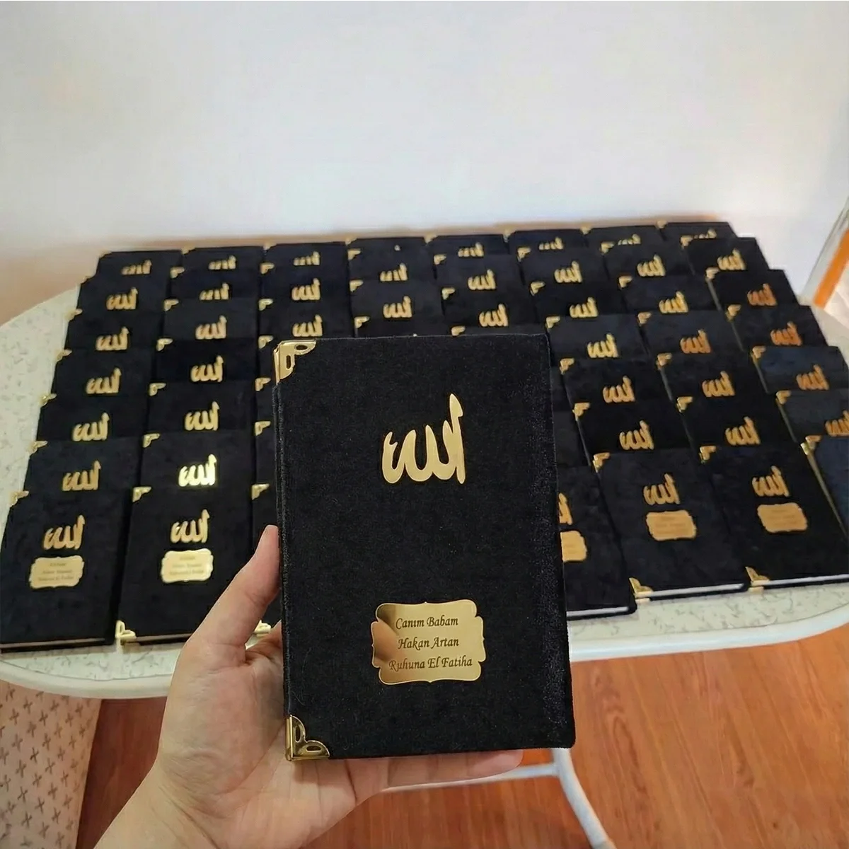 İsme Özel Siyah Renkli Kadife Yasin Kitabı - Mevlüt Hediyelikleri