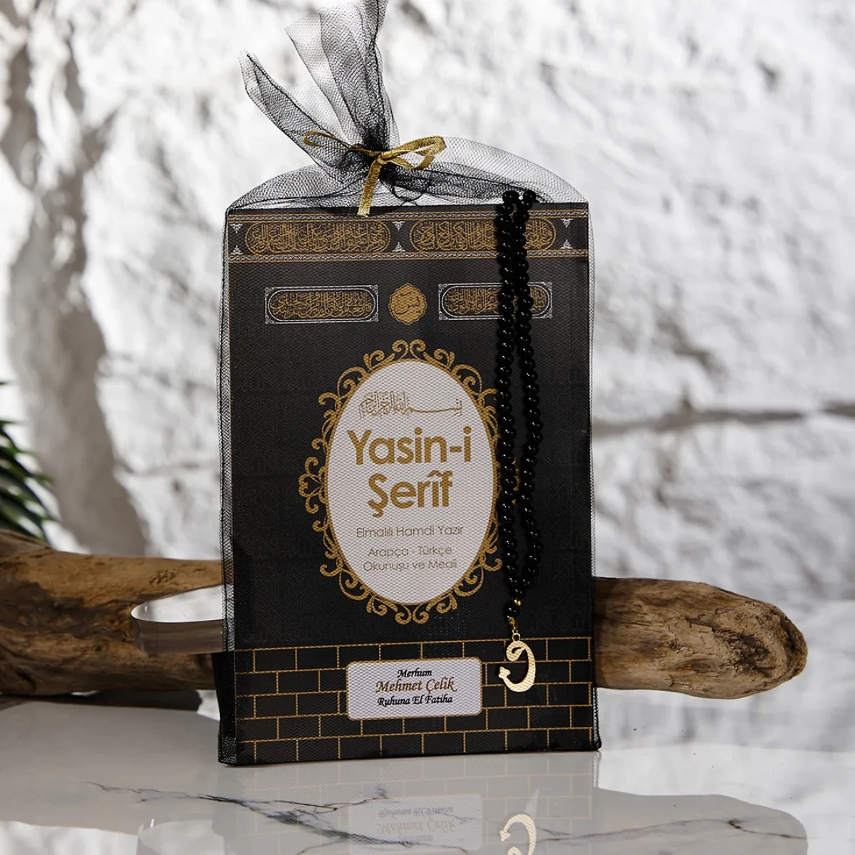 Kabe Model Siyah Renkli Tül Kese İçerisinde Orta Boy Yasin Kitabı ve İnci Tesbih - Mevlüt Hediyelikleri