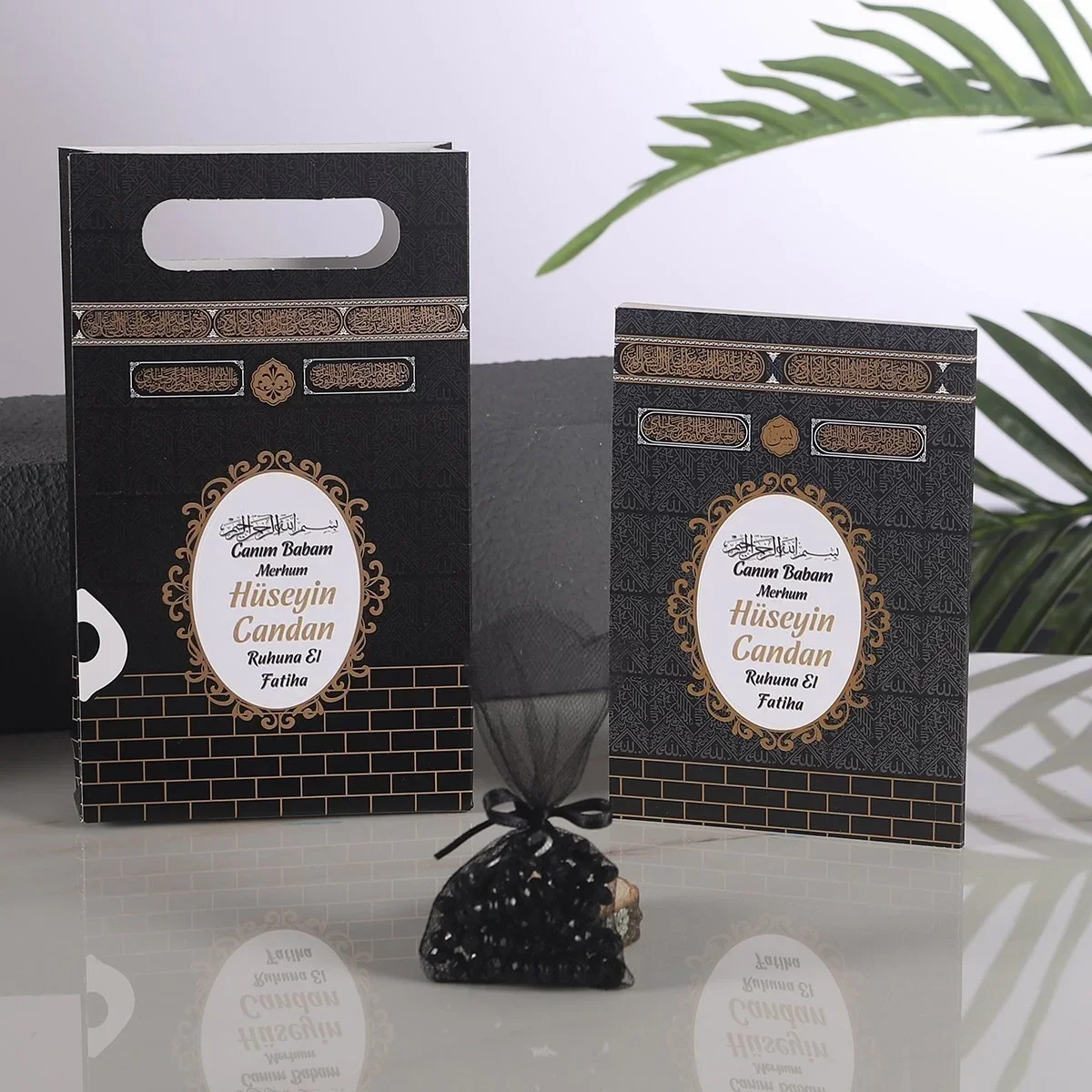 Kabe Model Siyah Renkli Yasin Kitabı, Karton Çanta ve Tesbih - Mevlüt Hediyelikleri