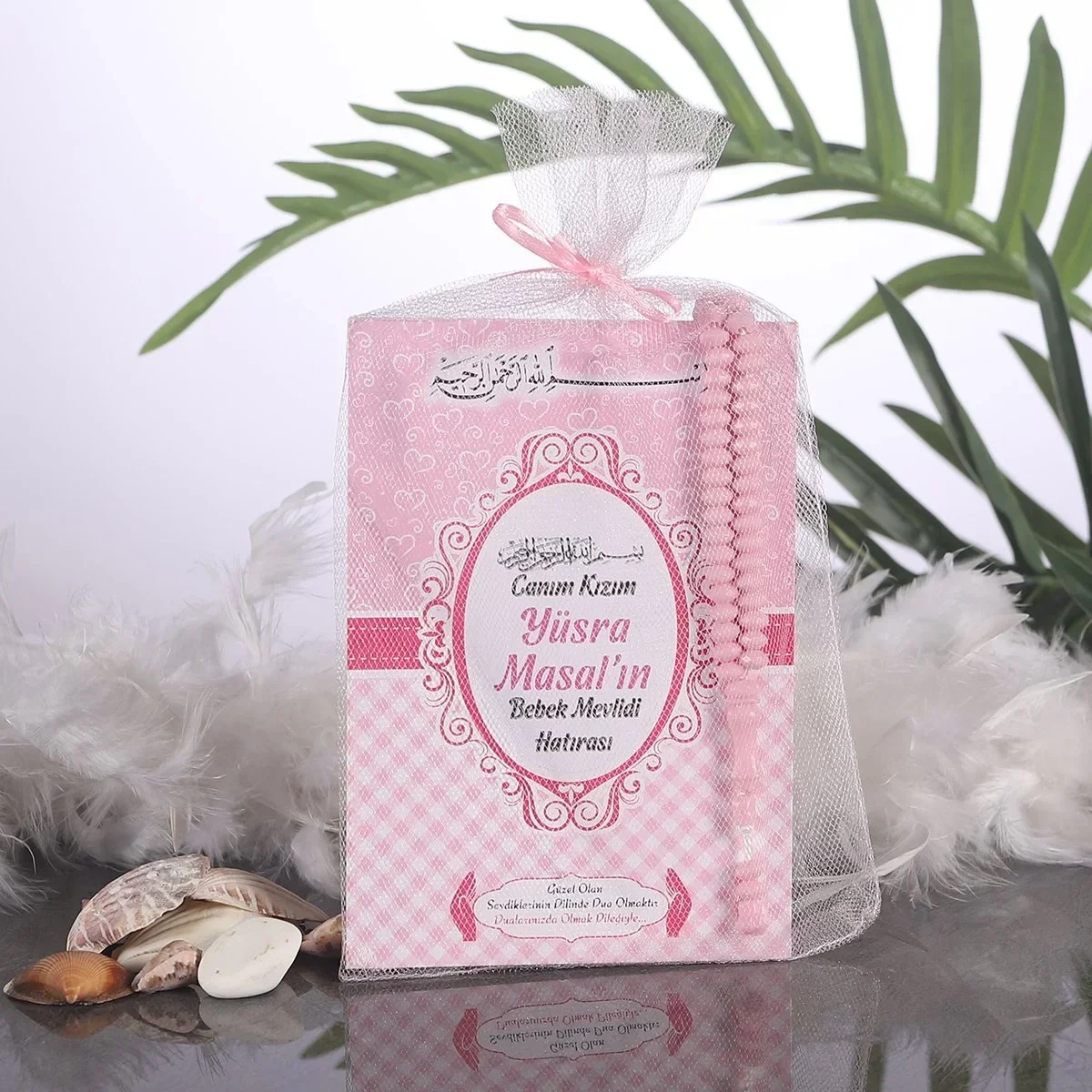 Kalp Model Pembe Renkli Tül Kese İçerisinde Yasin Kitabı ve Tesbih - Mevlüt Hediyelikleri