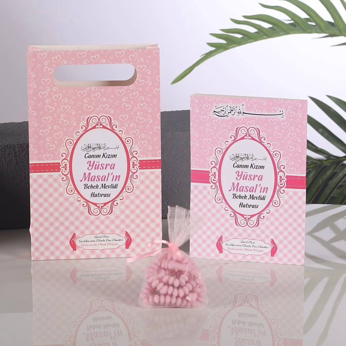 Kalp Model Pembe Renkli Yasin Kitabı, Karton Çanta ve Tesbih - Mevlüt Hediyelikleri