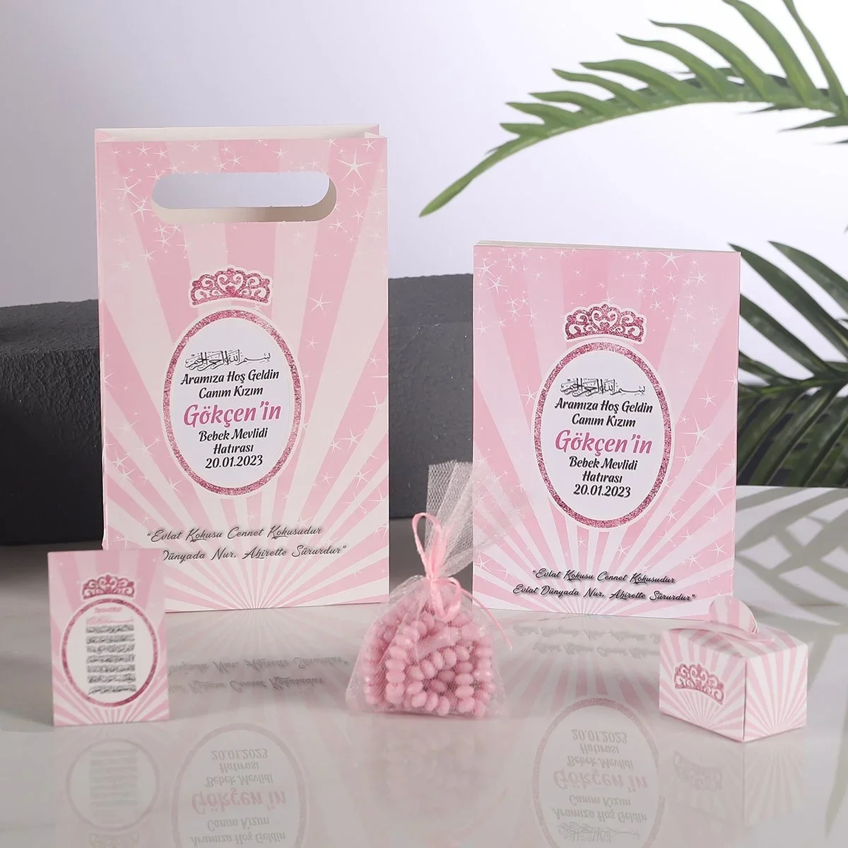 Taç Model Pembe Renkli Yasin Kitabı, Lokum Kutusu, Magnet, Karton Çanta ve Tesbih - Mevlüt Hediyelikleri