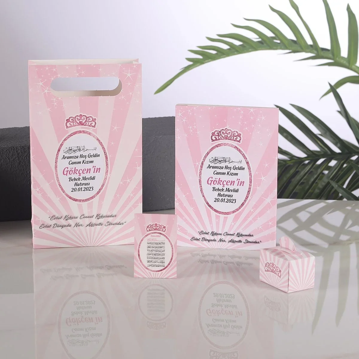 Taç Model Pembe Renkli Yasin Kitabı, Lokum Kutusu, Magnet ve Karton Çanta - Mevlüt Hediyelikleri