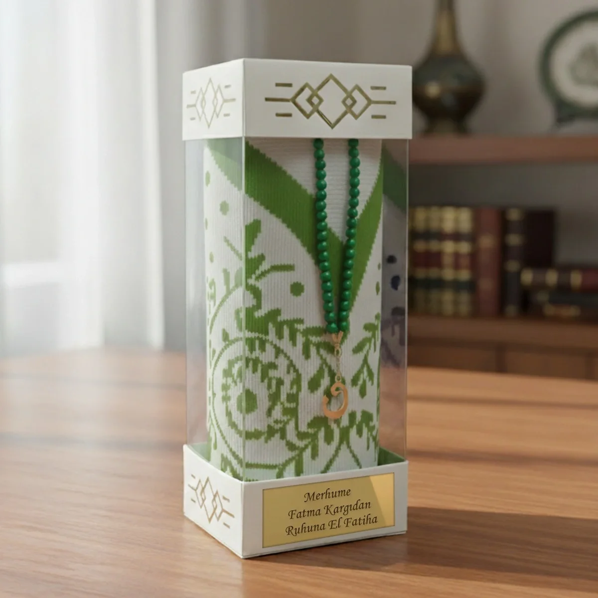 Zümrüt Renkli İsme Özel Silindir Kutu İçerisinde Seccade ve Tesbih