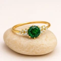 14 Ayar Altın Minimal Zümrüt Yüzük