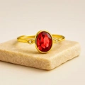 14 Ayar Altın Oval Kesim Yakut Yüzük