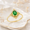 14K Solid Gold Vintage Design Emerald Ring