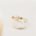 14K Gold Minimal Pearl Ring