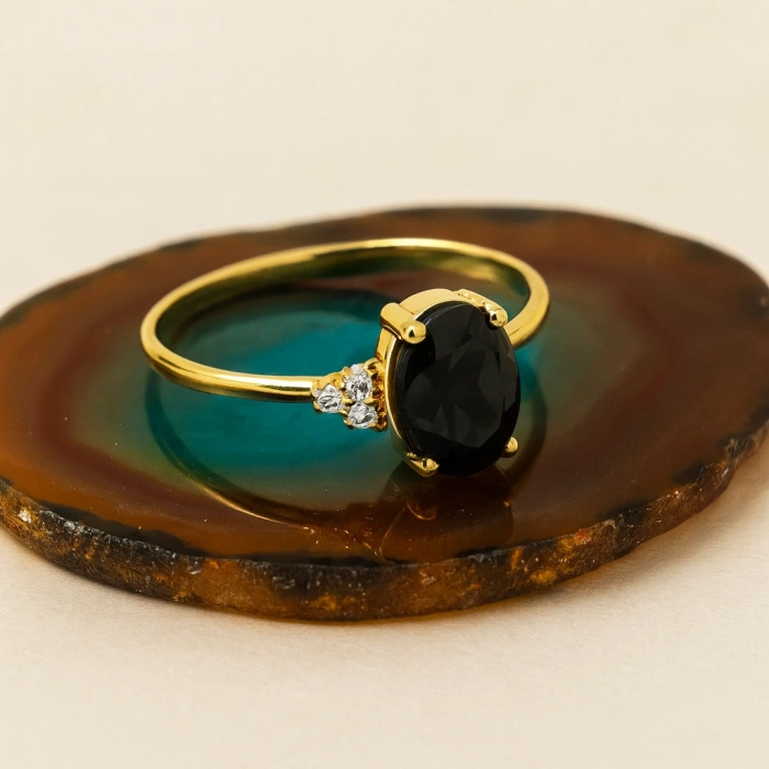 14 Ayar Altın Gece Yarısı Siyahı Oniks Yüzük
