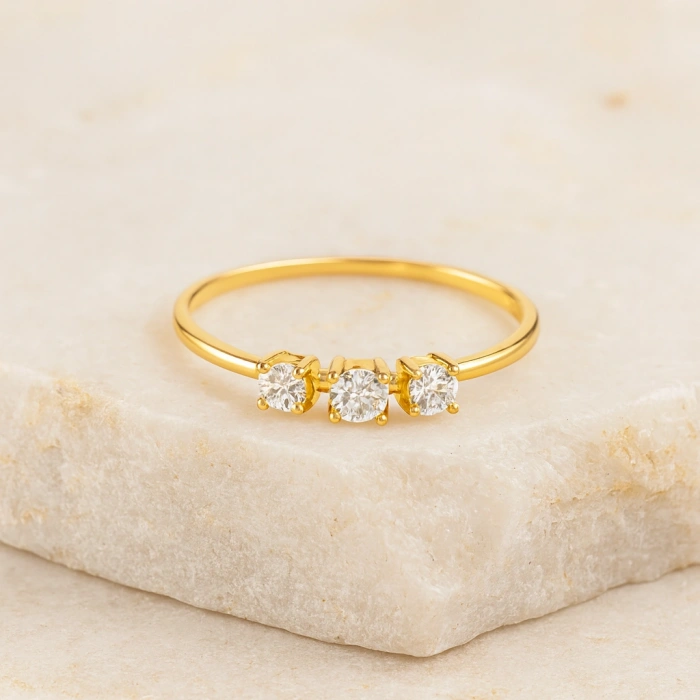 14 Ayar Altın Üç Taş Evlilik Yüzüğü