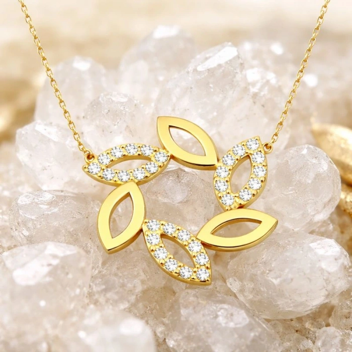 14 Ayar Altın Rüzgar Gülü Kolye